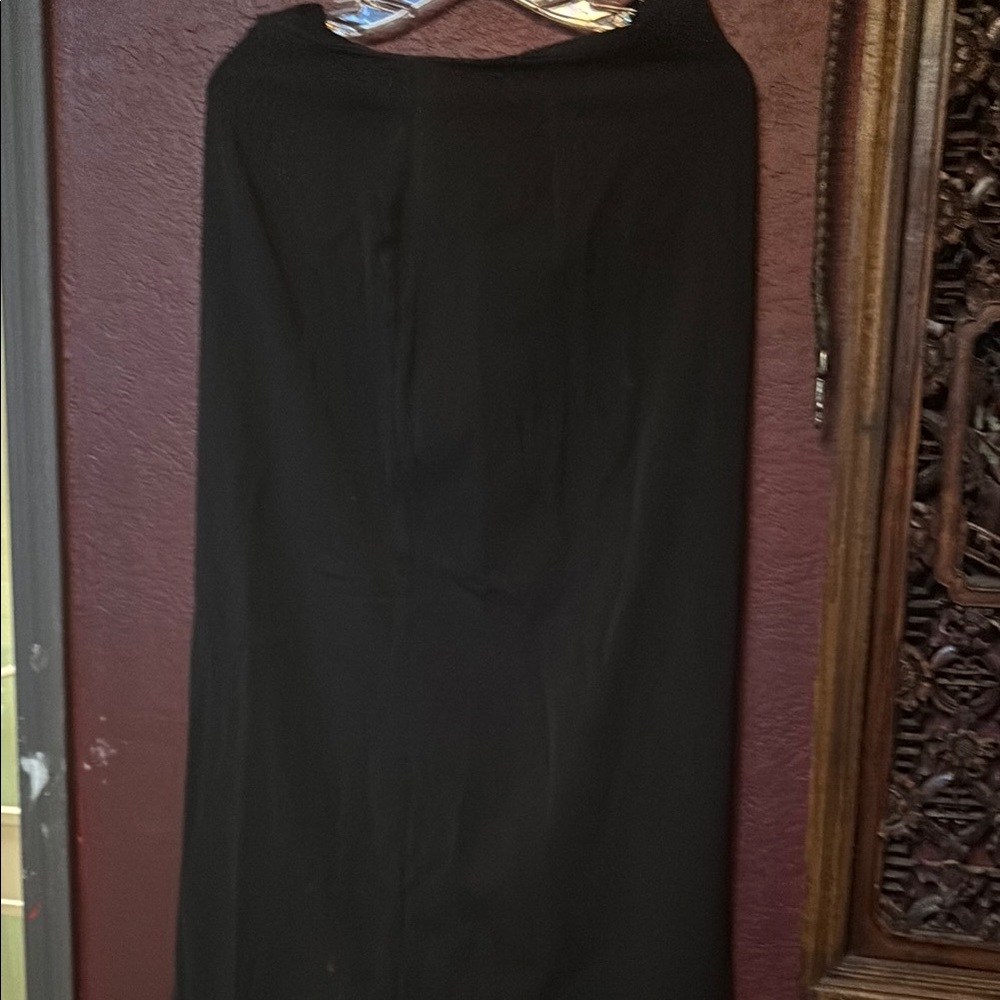 Elegant Black Women's Skirt